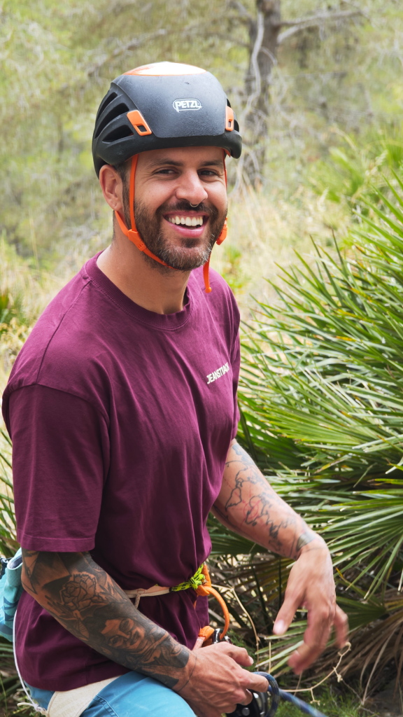 GONZALO CLIMB